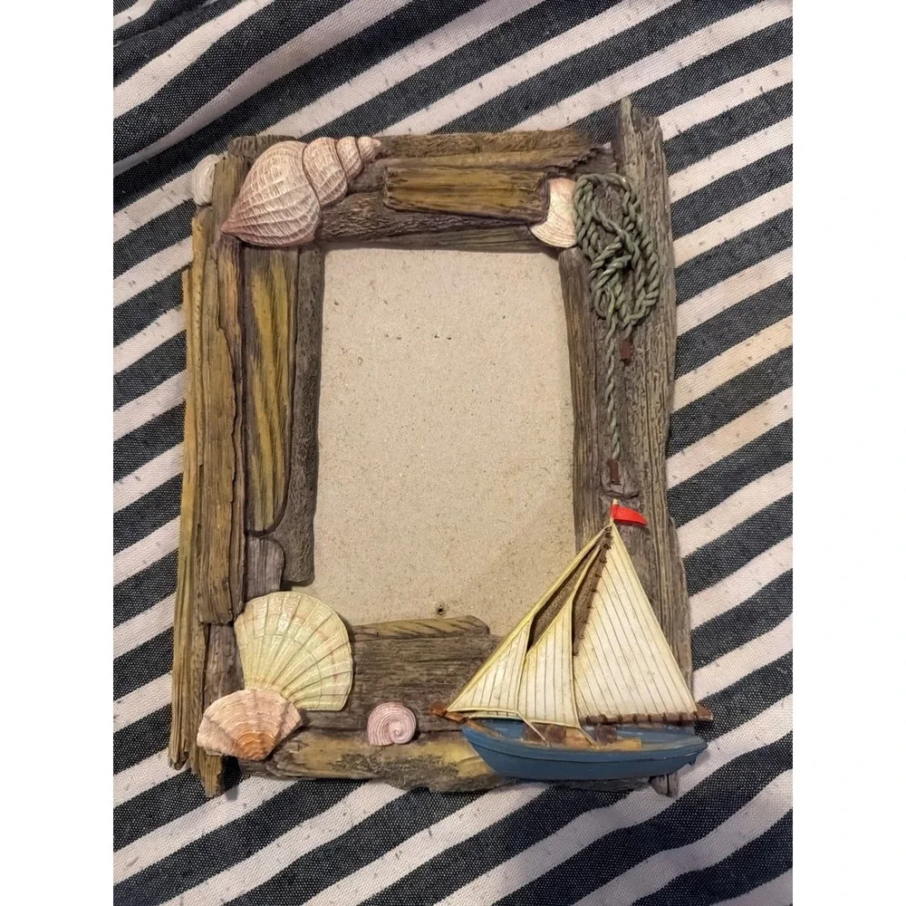 Nautical Sailboat Driftwood Style Photo Frame 4x6 Coastal Beach Decor Resin 3D